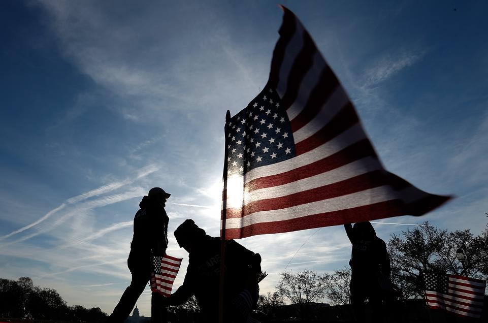 Government Shutdown u.s. veterans flags